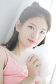 周渝斐
